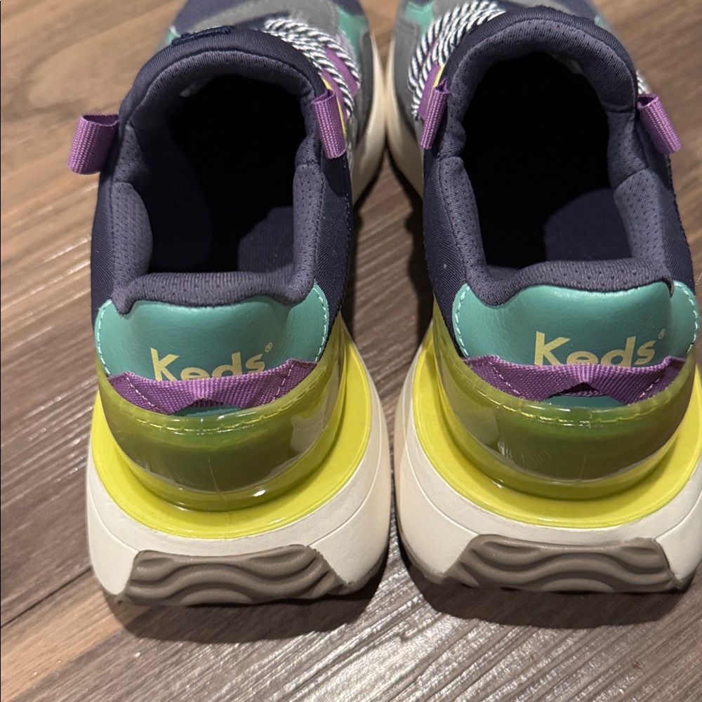 Keds Tiasa Trail Retro Sneakers 
Brand New Without Tags